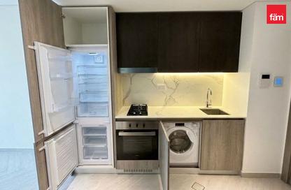 Apartment - Studio - 1 for rent in Oxford 212 - District 10 - Jumeirah Village Circle - Dubai Apartment - Studio - 1 for rent in Oxford 212 - District 10 - Jumeirah Village Circle - Dubai