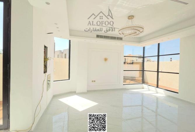 57364583 - Property Image 2