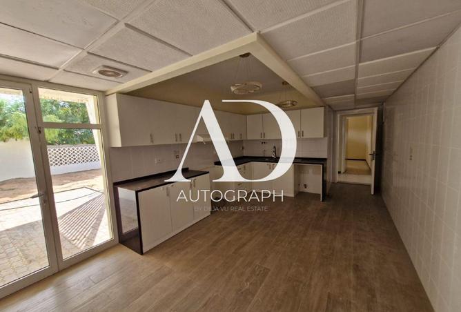 65165862 - Property Image 3