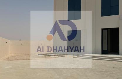 Villa - 7 - 7+ for sale in Rodhat Al Qarat - Al Rowdat Suburb - Sharjah