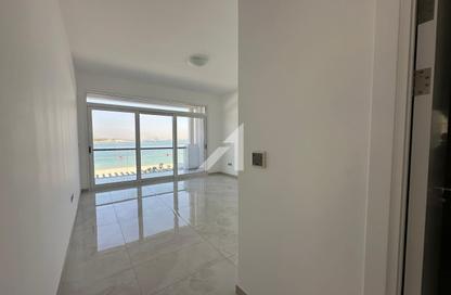 Villa - 5 Bedrooms - 6 Bathrooms for rent in Palma Residences - Palm Jumeirah - Dubai