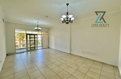 Apartment - 2 Bedrooms - 3 Bathrooms for rent in Al Reffa - Al Raffa - Bur Dubai - Dubai