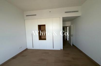 Apartment - 2 Bedrooms - 2 Bathrooms for sale in La Rive Building 4 - La Rive - Port de La Mer - La Mer - Jumeirah - Dubai Apartment - 2 Bedrooms - 2 Bathrooms for sale in La Rive Building 4 - La Rive - Port de La Mer - La Mer - Jumeirah - Dubai