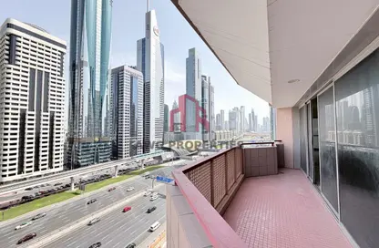 Apartment - 3 Bedrooms - 4 Bathrooms for rent in Skyline Residence - Sheikh Zayed Road - Dubai