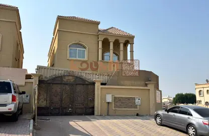 Villa - 5 Bedrooms - 7 Bathrooms for sale in Al Mowaihat 2 - Al Mowaihat - Ajman