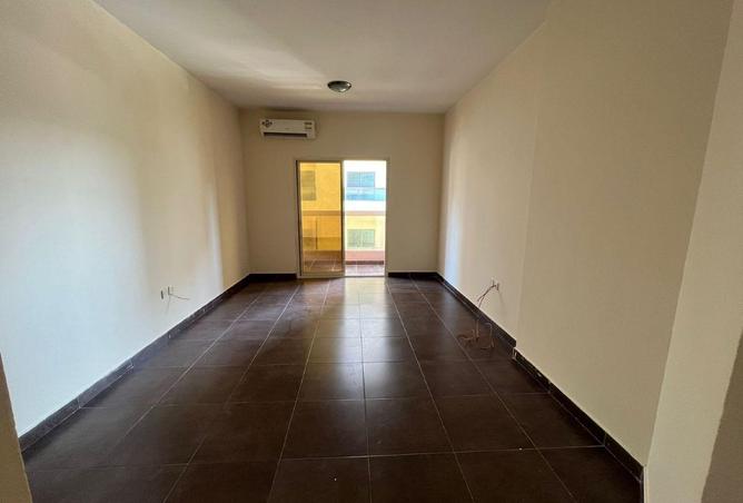 2P3jNdVvUjQ - Property Main Image