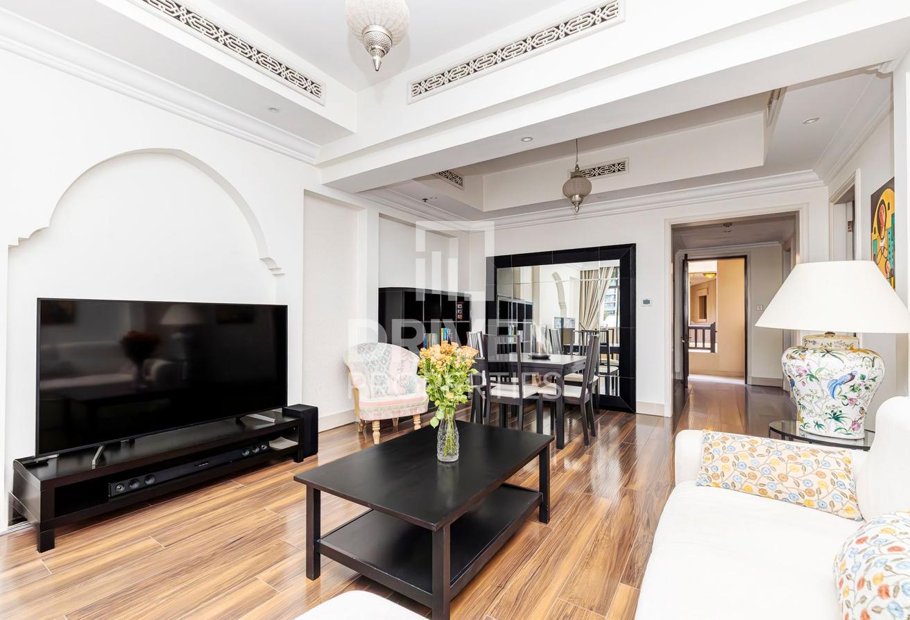 Fully Furnished | Fountain View | Chiller Free photo 4