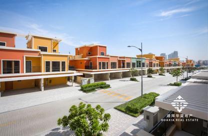 Townhouse - 5 Bedrooms - 6 Bathrooms for rent in Portofino - Damac Lagoons - Dubai