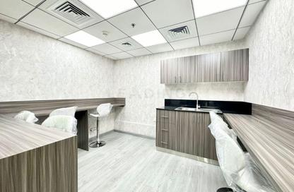 Business Centre - Studio - 3 Bathrooms for rent in Iris Bay - Business Bay - Dubai