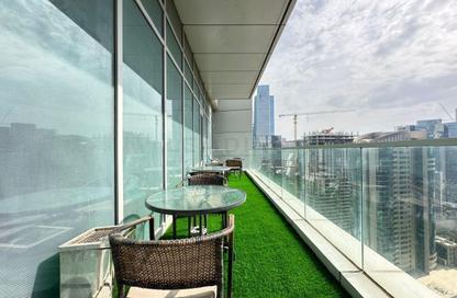 Business Centre - Studio - 3 Bathrooms for rent in Iris Bay - Business Bay - Dubai