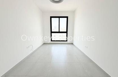 Apartment - Studio - 1 Bathroom for rent in Al Karama Sqaure - Al Karama - Dubai