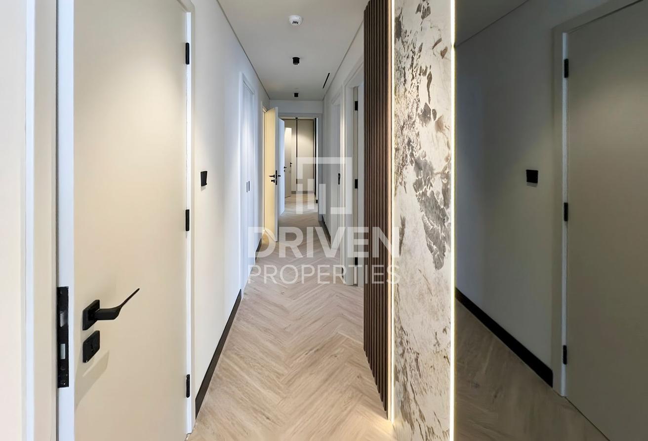 Fully Upgraded | High Floor | Sensational Views photo 12