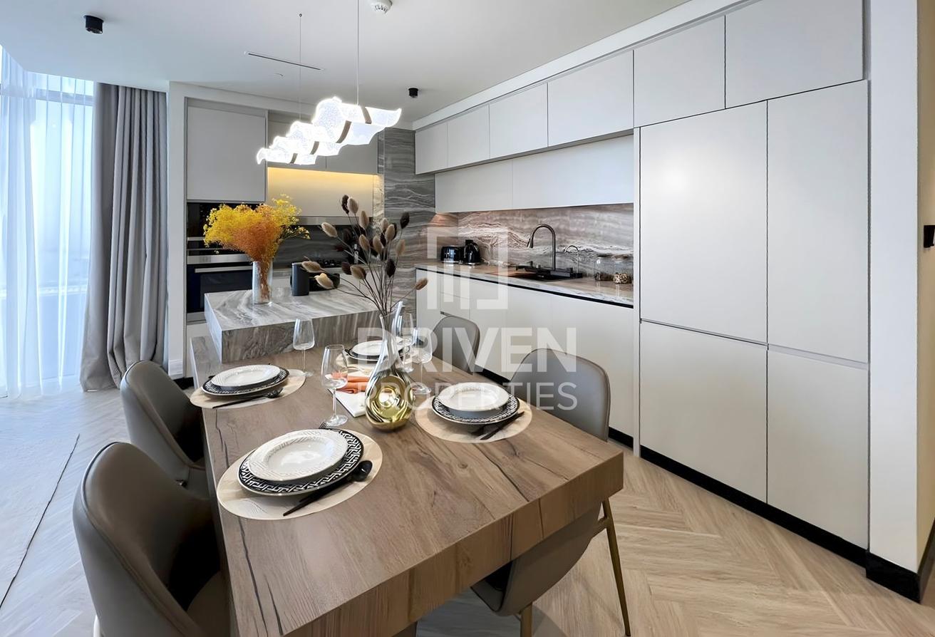 Fully Upgraded | High Floor | Sensational Views photo 6