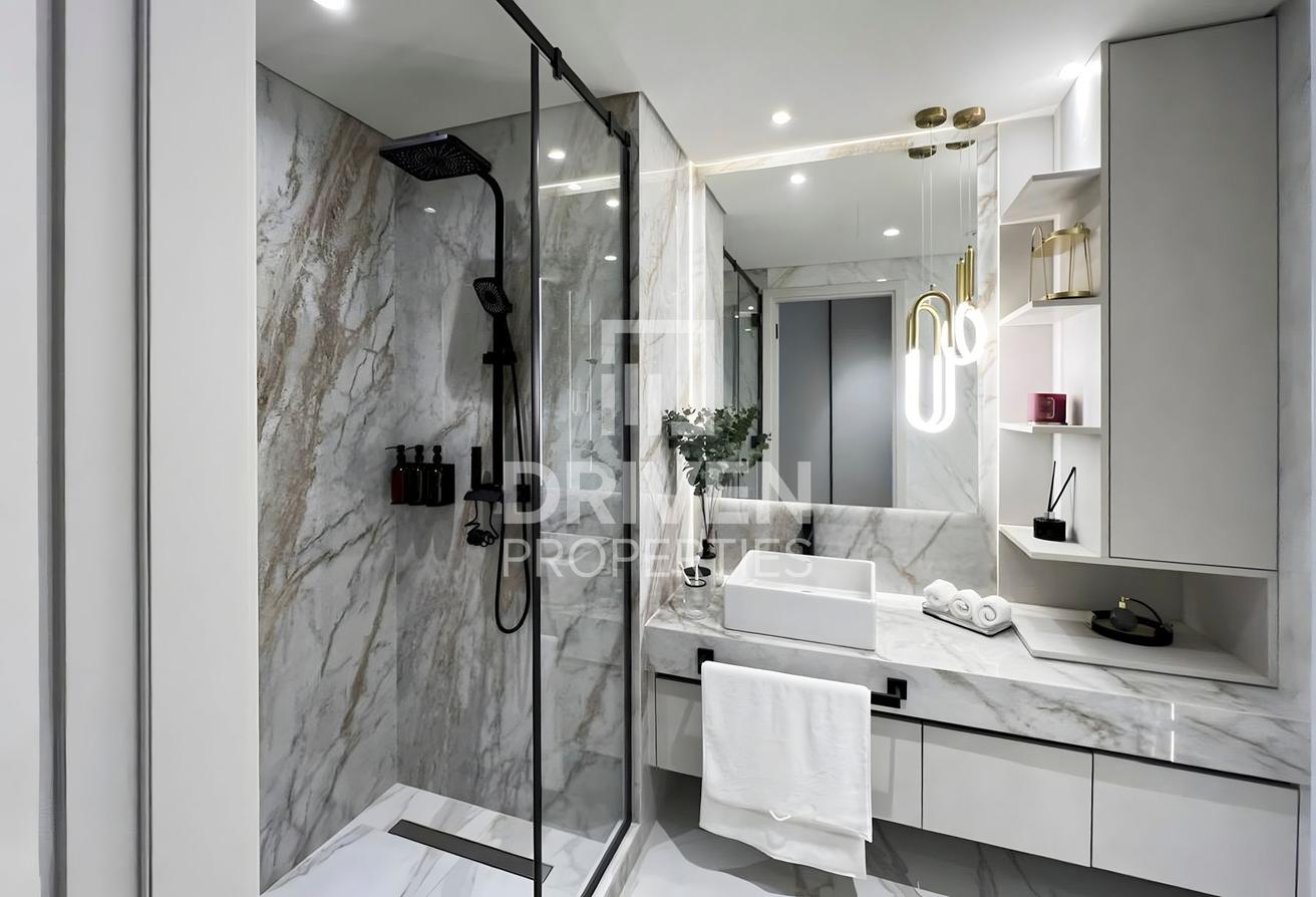 Fully Upgraded | High Floor | Sensational Views photo 13