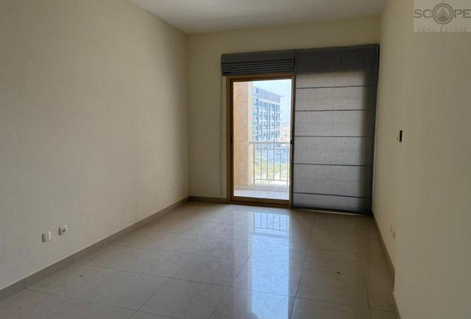 106421817 - Property Image 2