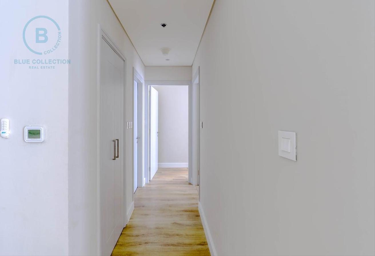 Furnished | On Boulevard | Spacious Layout photo 14