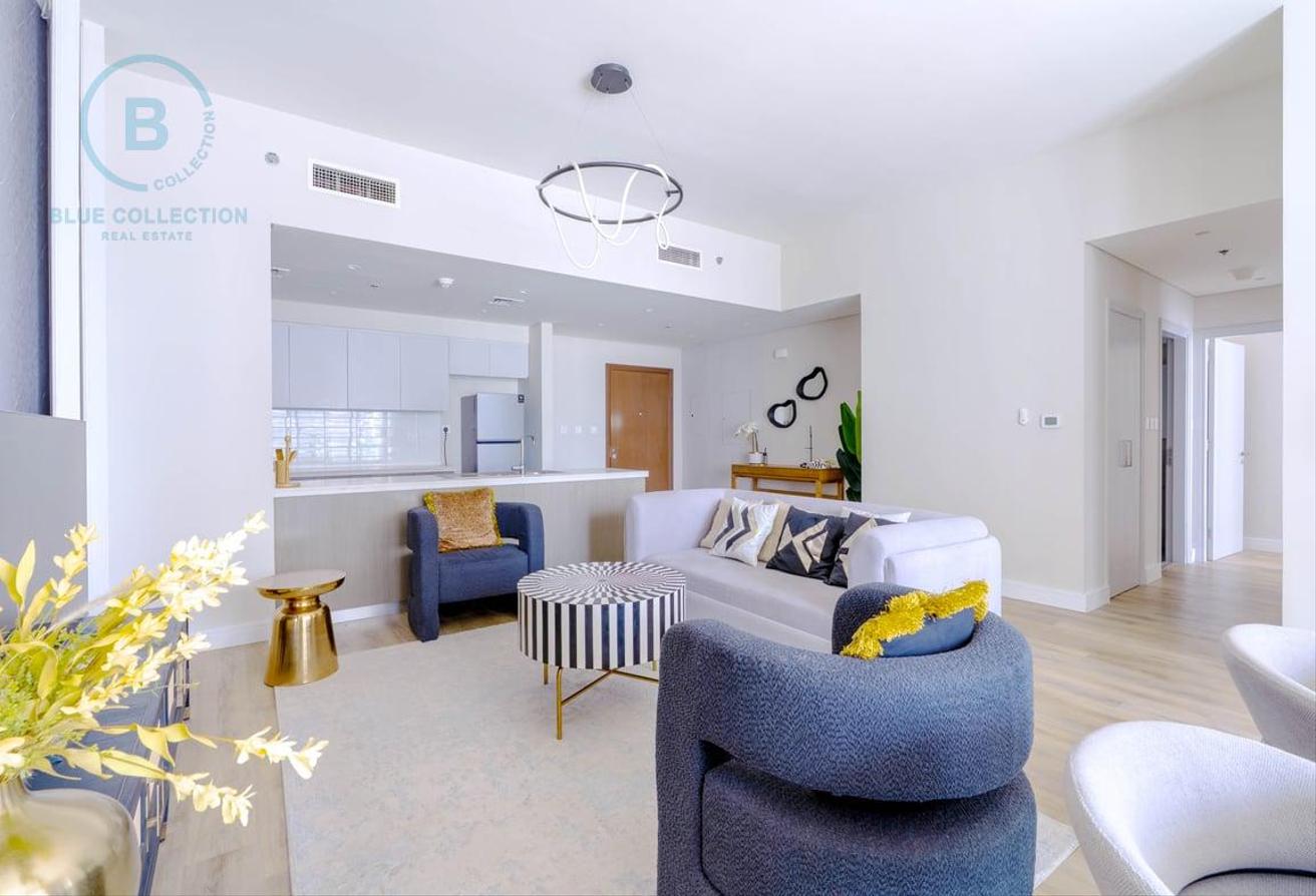 Furnished | On Boulevard | Spacious Layout photo 8