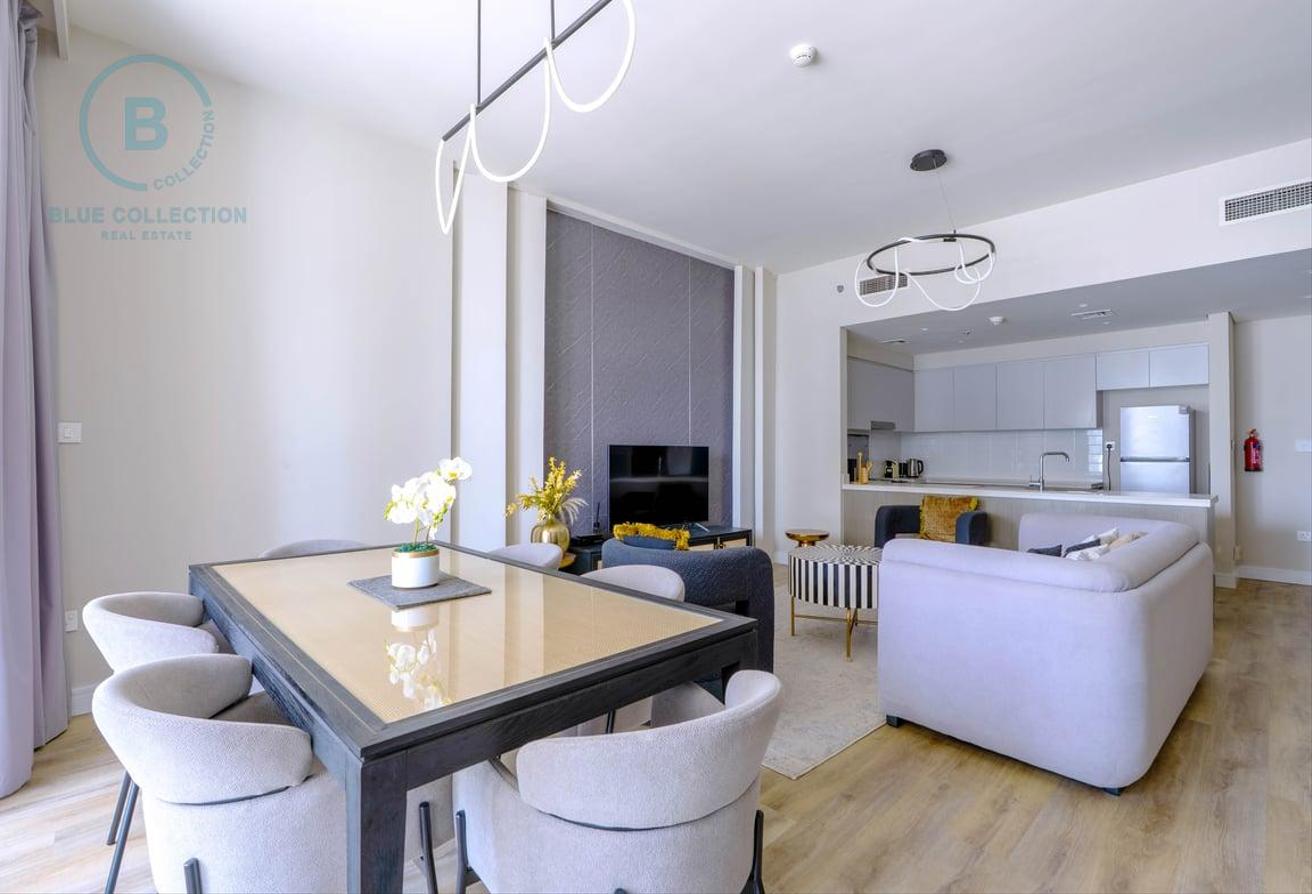 Furnished | On Boulevard | Spacious Layout photo 6