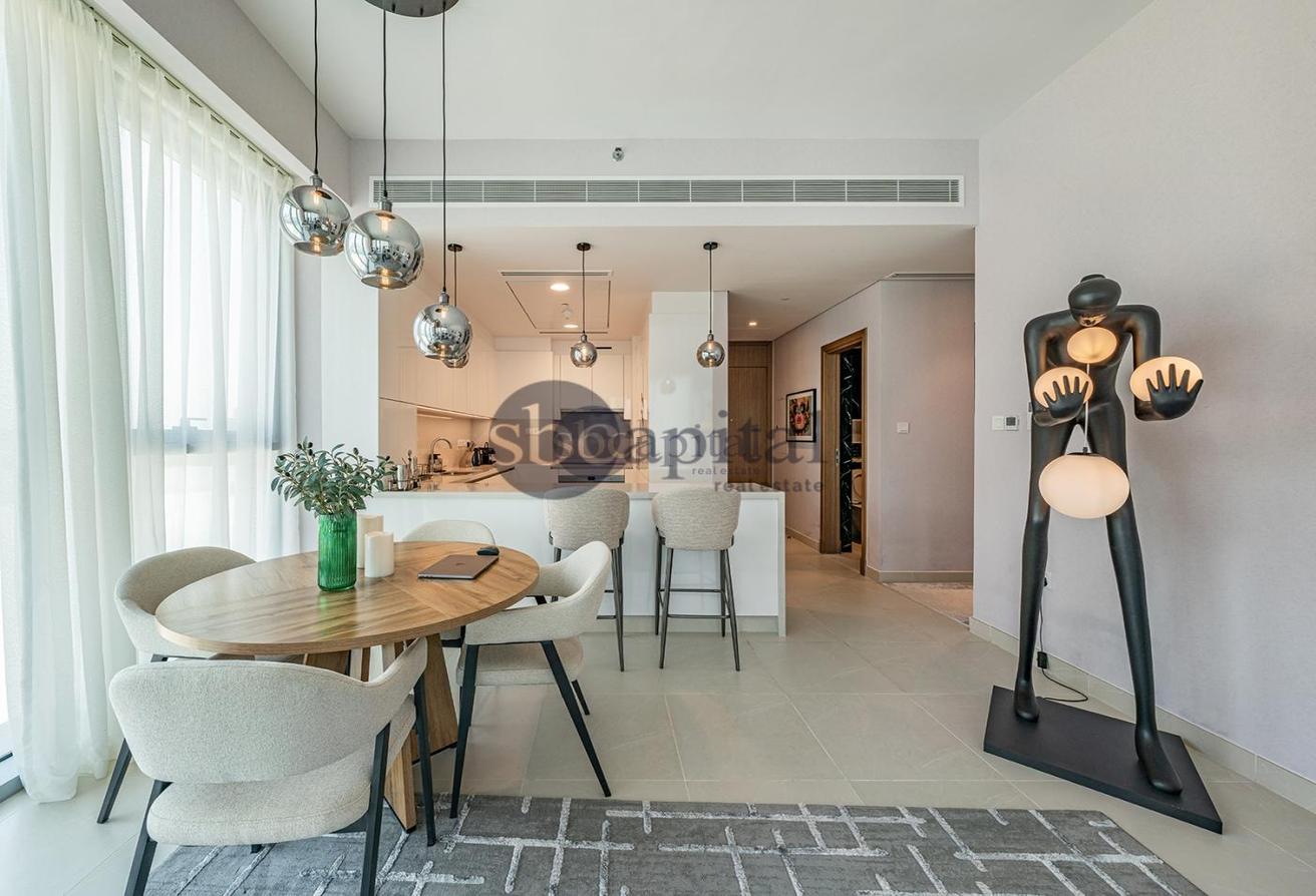 Fully Furnished | Canal And Burj Khalifa View photo 15