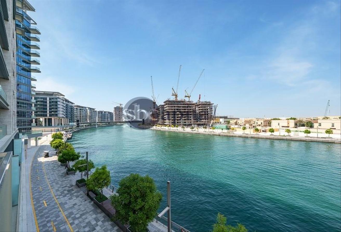 Fully Furnished | Canal And Burj Khalifa View photo 17