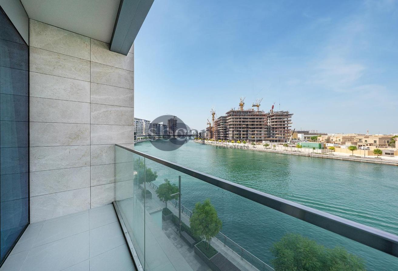Fully Furnished | Canal And Burj Khalifa View photo 16