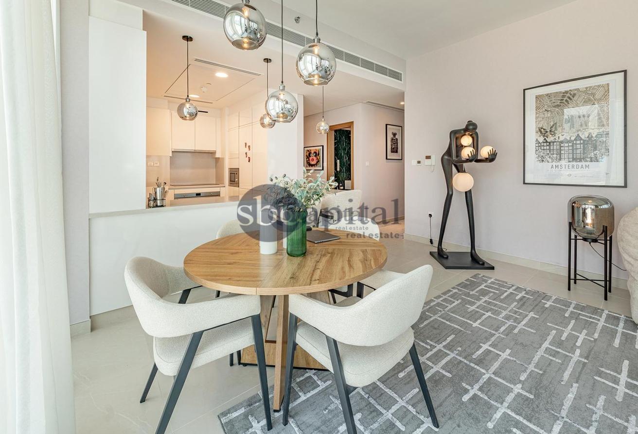 Fully Furnished | Canal And Burj Khalifa View photo 25