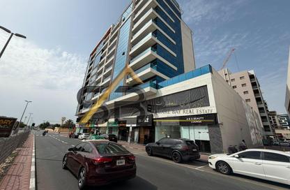 Shop - Studio for rent in Jumeirah Garden City - Al Satwa - Dubai