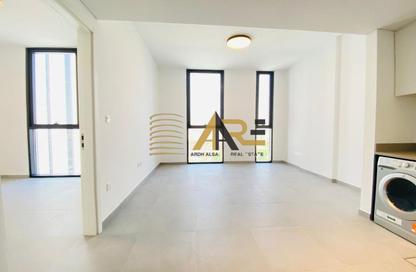 Apartment - 1 Bedroom - 2 Bathrooms for rent in The Link - East Village - Aljada - Sharjah