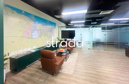 Office Space - Studio - 1 Bathroom for rent in The Burlington - Business Bay - Dubai