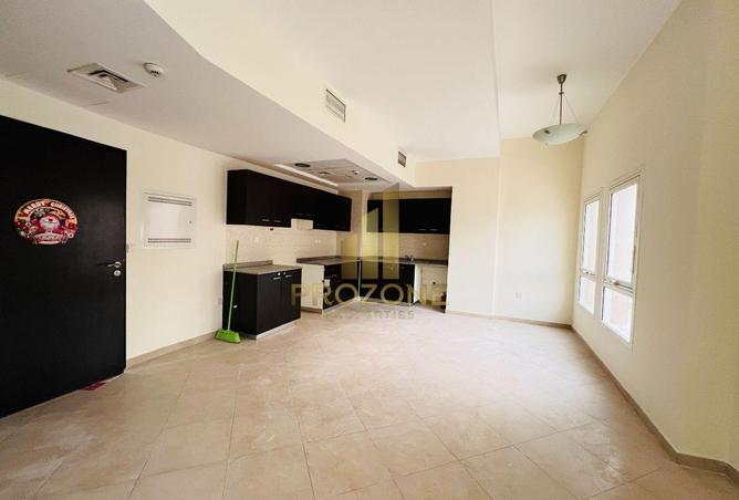 141450907 - Property Image 2