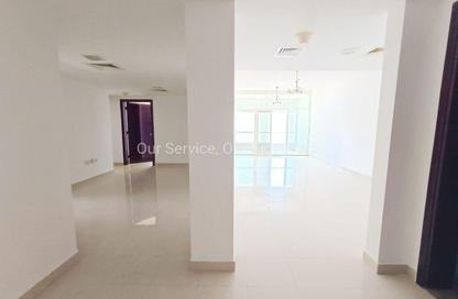Apartment - 3 Bedrooms - 4 Bathrooms for rent in New Al Taawun Road - Al Taawun - Sharjah