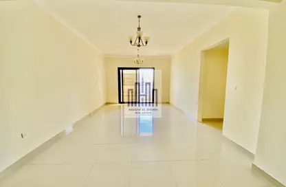 Apartment - 3 Bedrooms - 3 Bathrooms for rent in Muwaileh 3 Building - Muwaileh - Sharjah