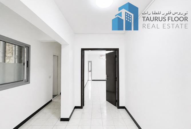 128849778 - Property Image 3