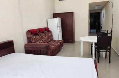 Apartment - Studio - 1 Bathroom for rent in Sheikh Hamad Bin Abdullah St. - Fujairah