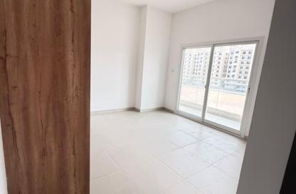 Apartment - 2 Bedrooms - 2 Bathrooms for sale in Al Amira Village - Al Yasmeen - Ajman