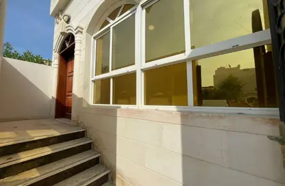 Villa - 4 Bedrooms - 5 Bathrooms for rent in Hadbat Al Zafranah - Muroor Area - Abu Dhabi