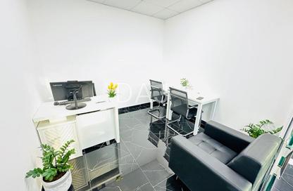 Office Space - Studio - 1 Bathroom for rent in Fatima Mohammad Ahmad Bin Suleiman Building - Al Raffa - Bur Dubai - Dubai
