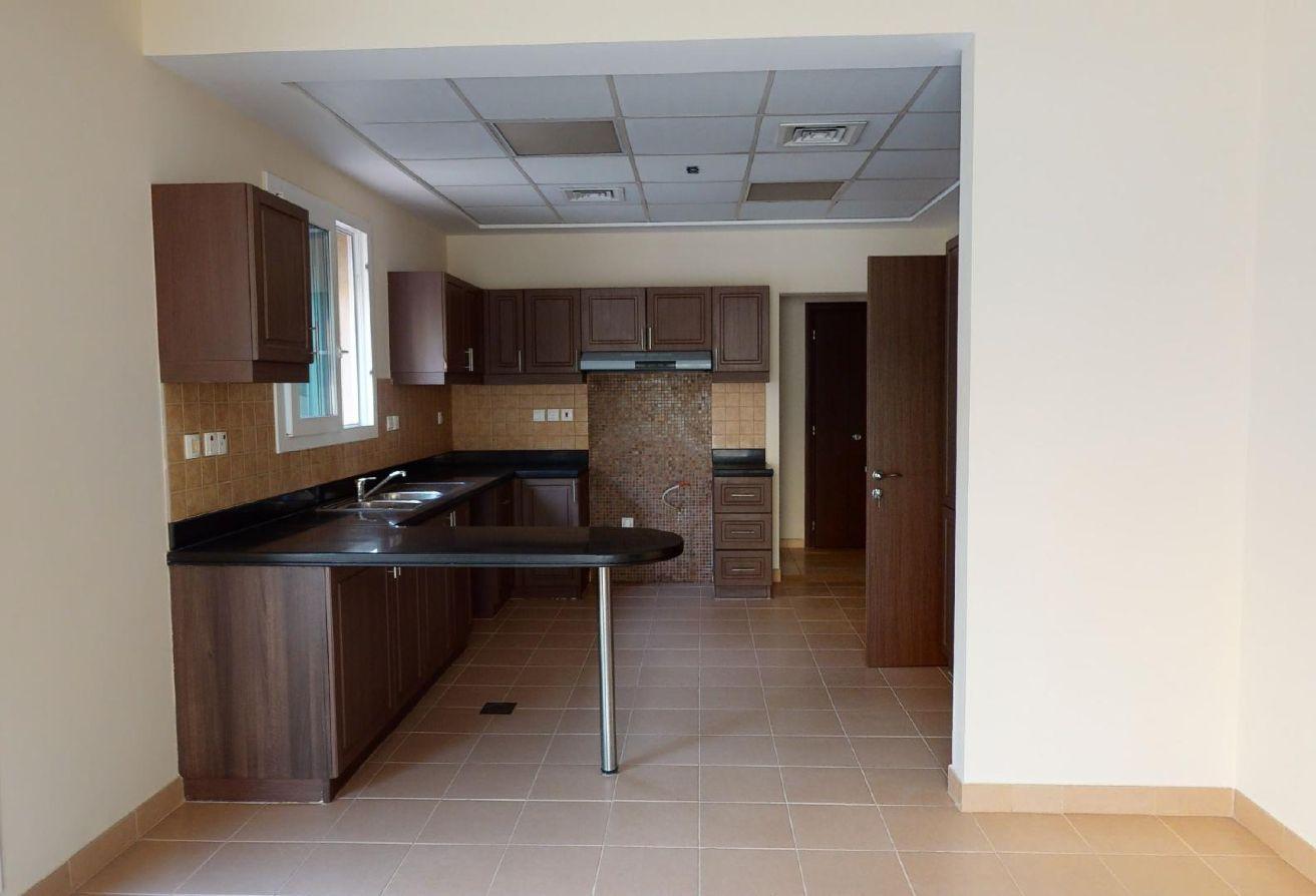Single Row Villa | 5BR Executive | Arabic Style photo 4