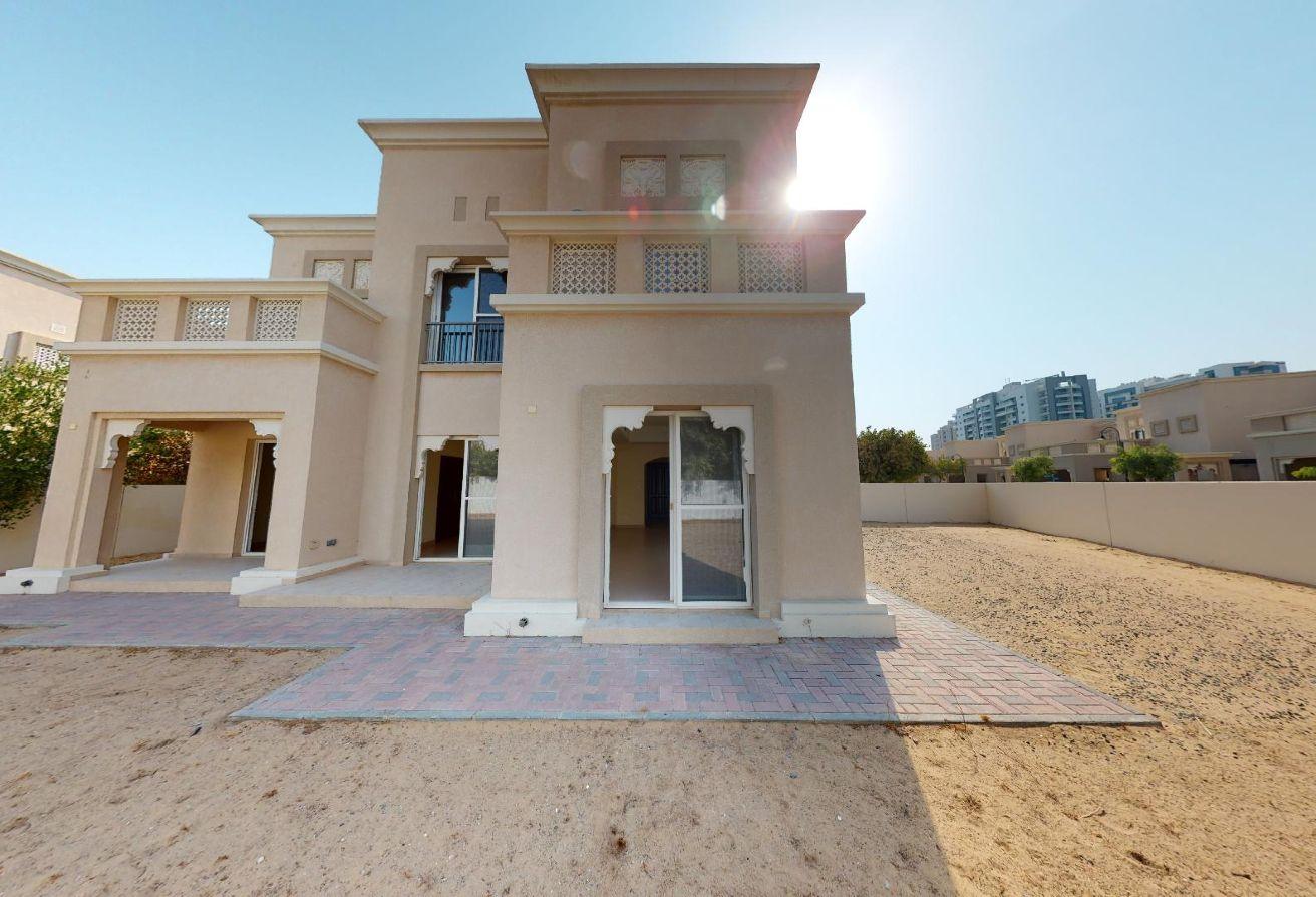 Single Row Villa | 5BR Executive | Arabic Style photo 22