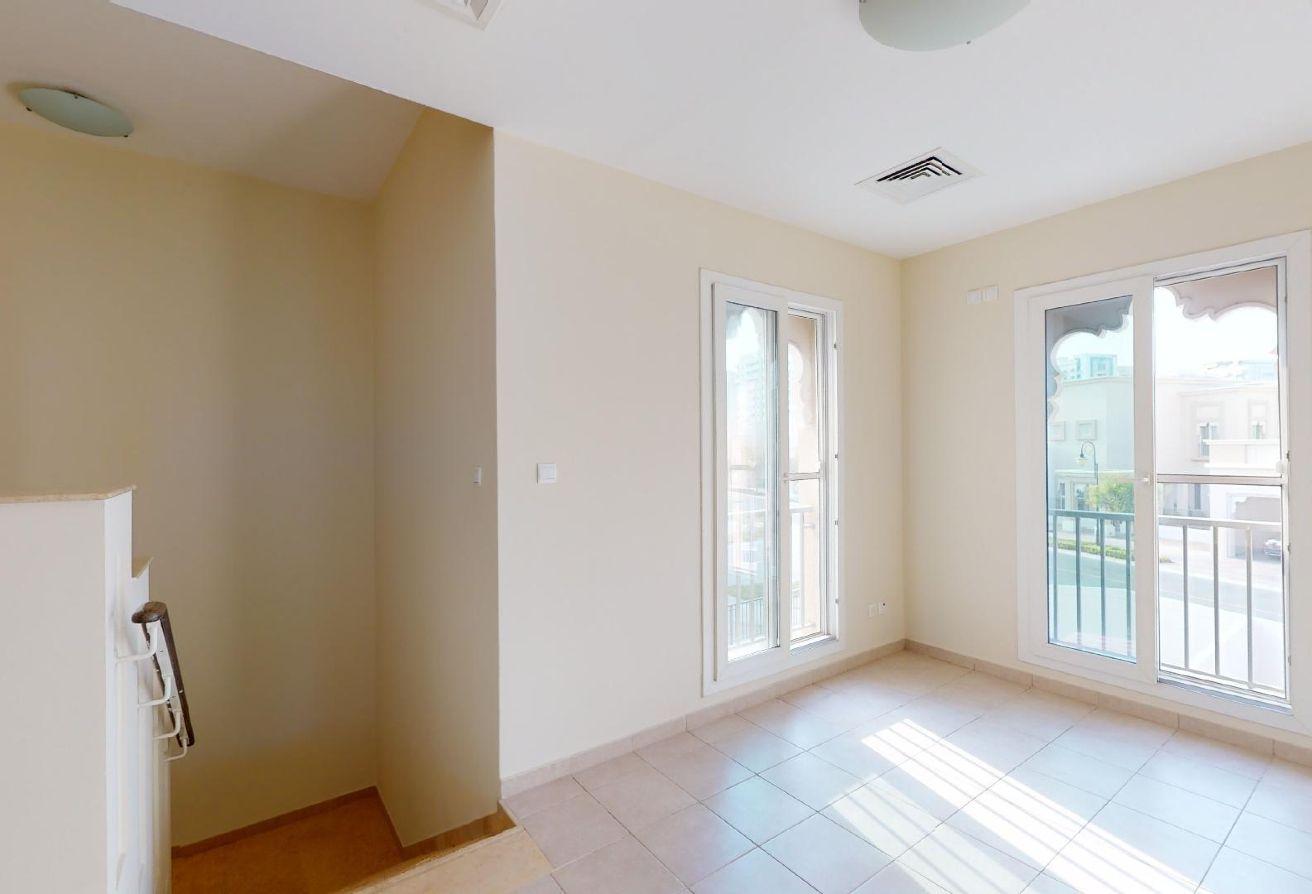 Single Row Villa | 5BR Executive | Arabic Style photo 10