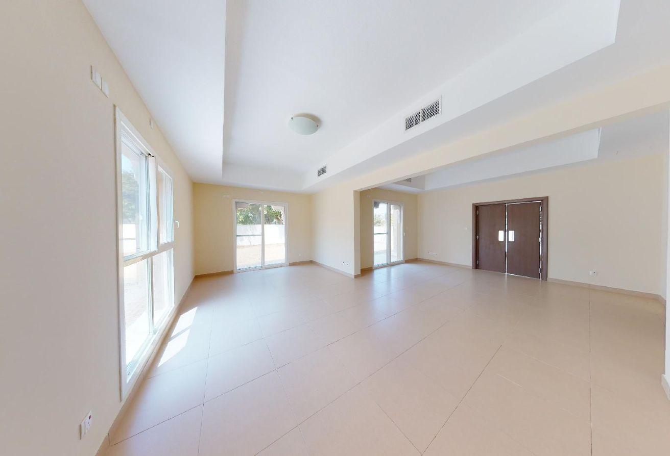 Single Row Villa | 5BR Executive | Arabic Style photo 6
