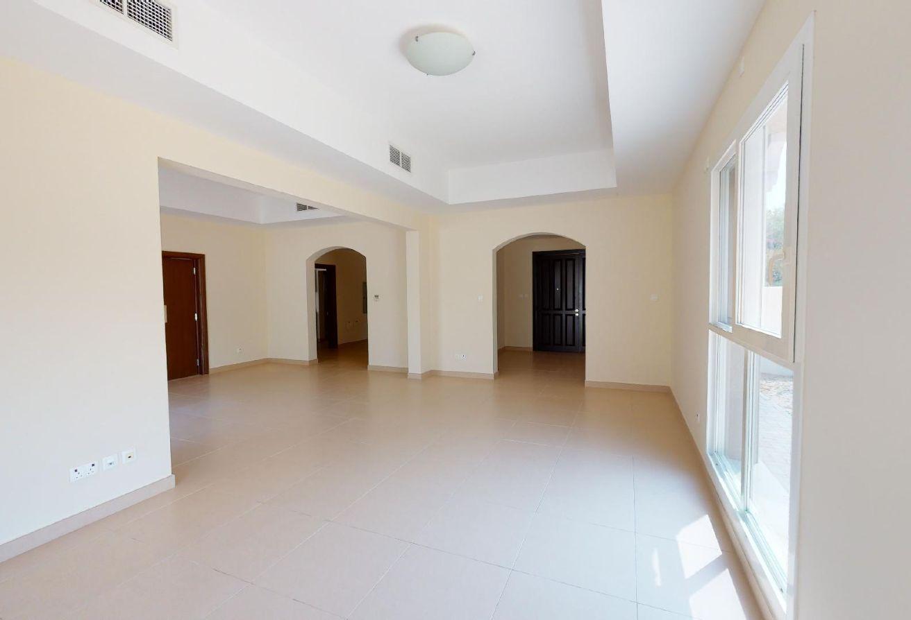 Single Row Villa | 5BR Executive | Arabic Style photo 7