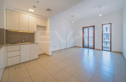 Apartment - 1 Bedroom - 2 Bathrooms for sale in Zahra Breeze Apartments 3B - Zahra Breeze Apartments 3 - Zahra Breeze Apartments - Town Square - Dubai