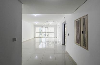 Apartment - 1 Bedroom - 2 Bathrooms for rent in Marina Blue Tower - Marina Square - Al Reem Island - Abu Dhabi