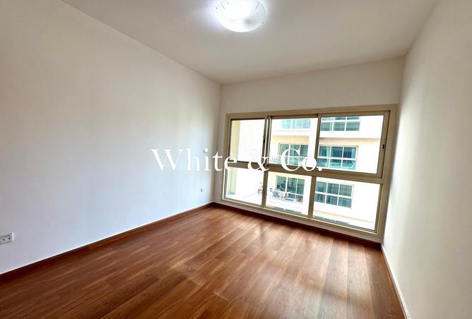 77385811 - Property Image 3