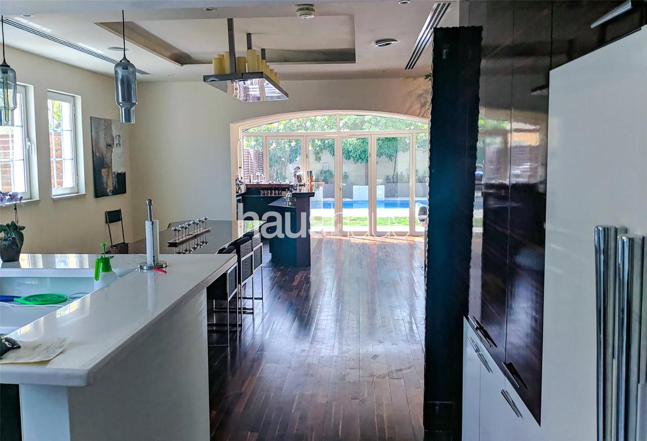 Amazing Upgraded Villa | Extended | Private Pool photo 14