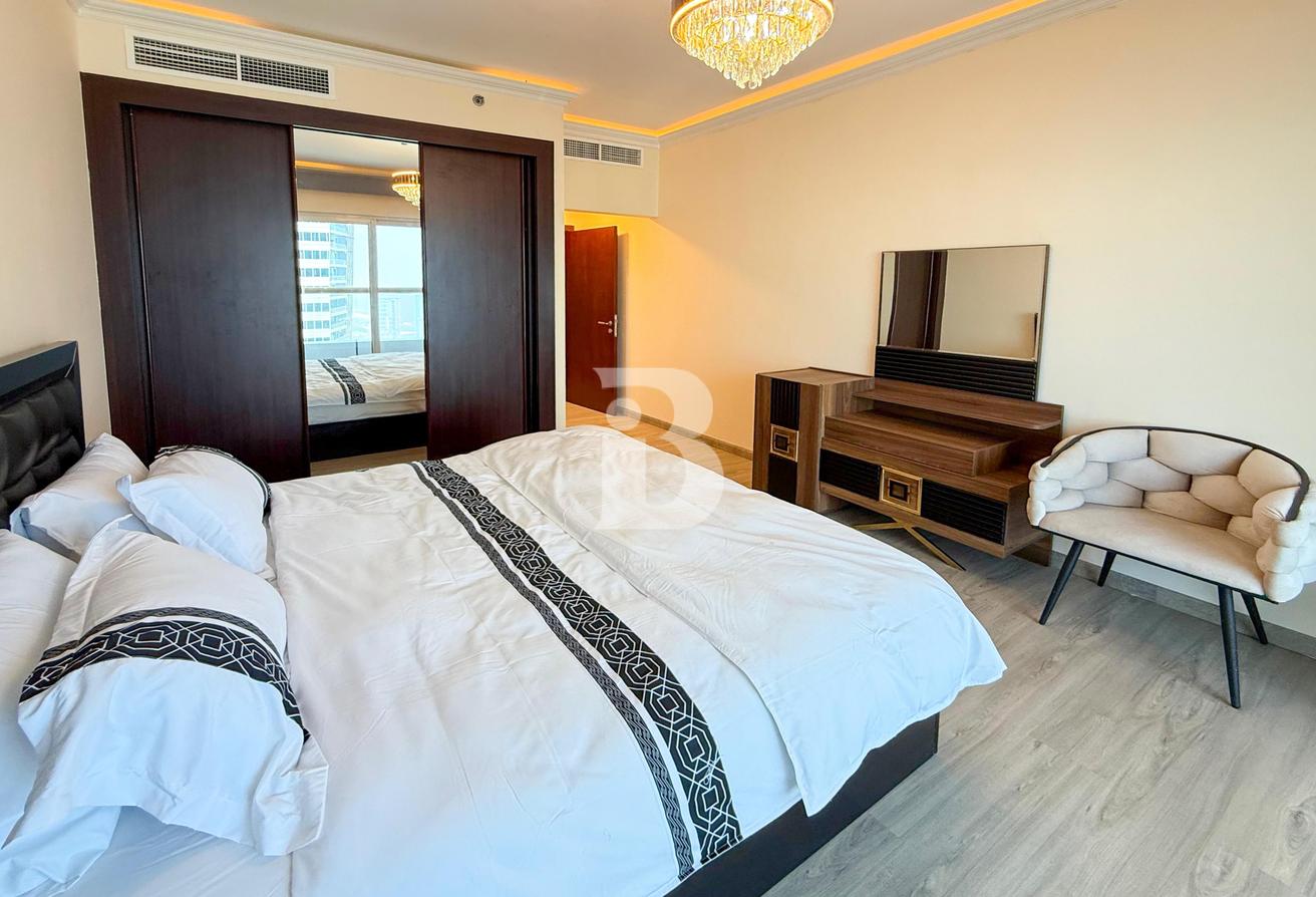 Rare Layout | Sea Views | Vacant photo 6