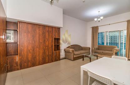 Apartment - 1 - 2 for rent in Zenith A1 Tower - Zenith Towers - Dubai Sports City - Dubai
