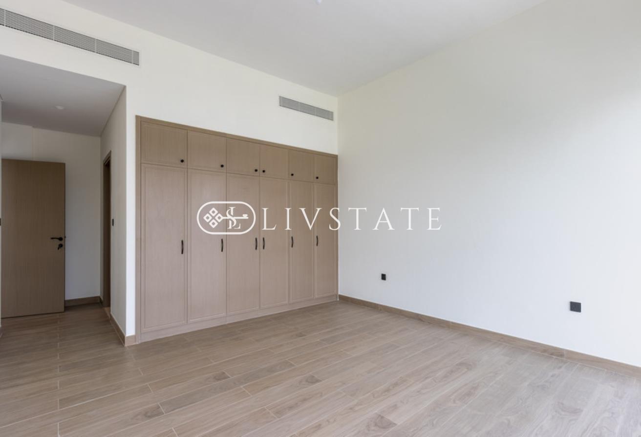 Stunning 6-Bedroom + Maids | Vastu | Ready photo 12