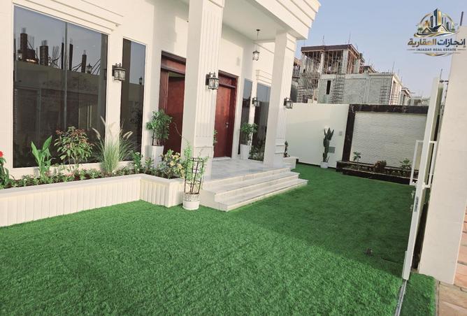 96968302 - Property Image 2